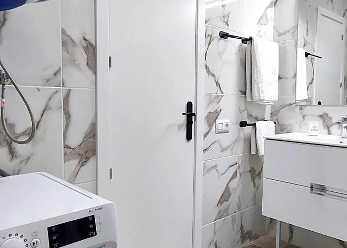 Διαμέρισμα Beachfront Gem With And Sea At Your Doorstep Santiago del Teide