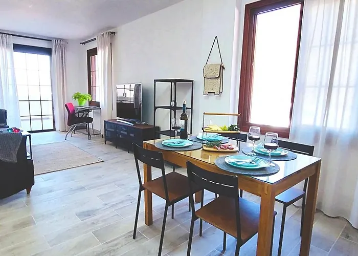 Beachfront Gem With And Sea At Your Doorstep Сантъяго-дель-Тейде